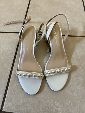 Blue by Betsey Johnson Tina Heels—brand new!